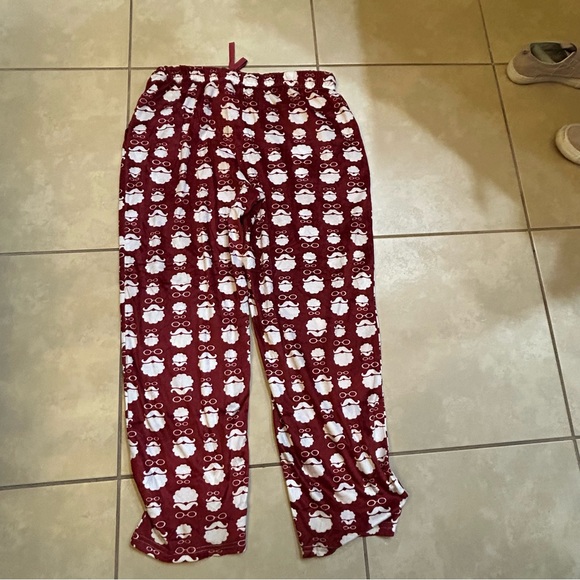 Men’s English Laundry Christmas Santa Pajama Pants Size Medium 100%polyester - Picture 2 of 3
